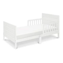 DaVinci Modena Toddler Bed In White