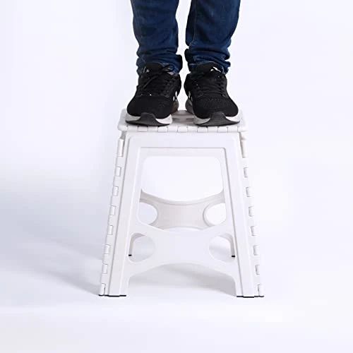SHIMOYAMA Folding Step Stool 15IN Tall Plastic Foldable Step Stool For Camping Picnic And Home, 1 Pack, Collapsible Stool For Adults, White