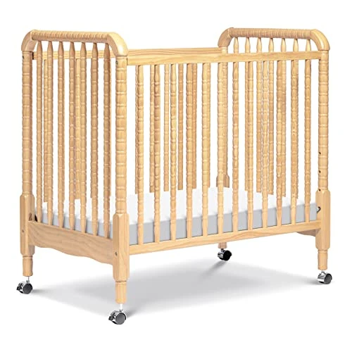 DaVinci Jenny Lind 3-in-1 Convertible Mini Crib In Natural, Removable Wheels, Greenguard Gold Certified